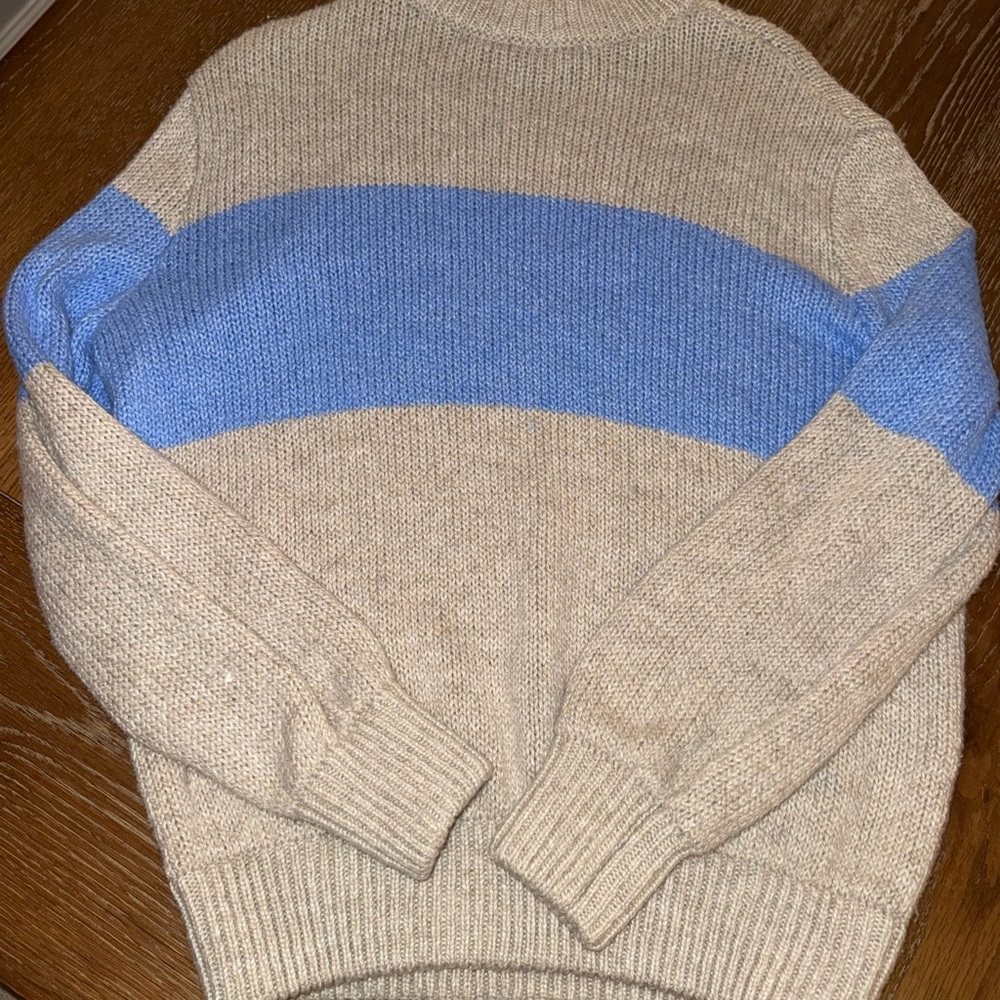 Aerie sweater